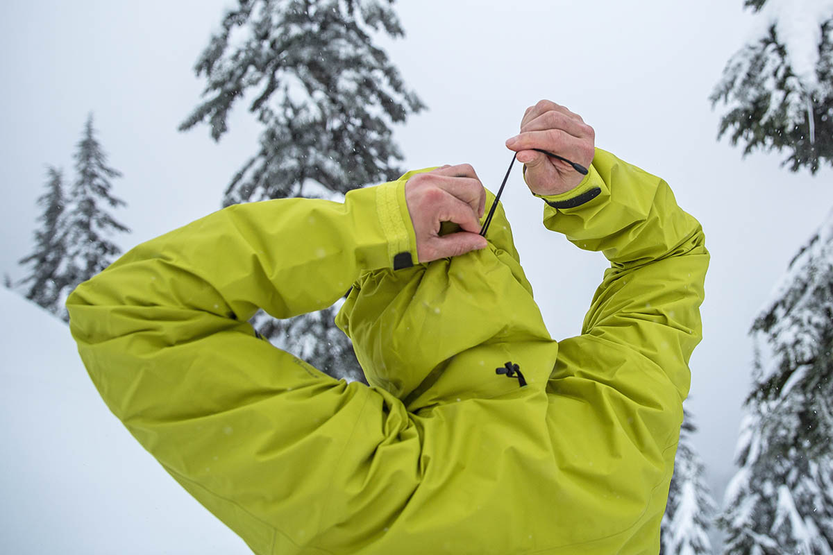 Arc'teryx Alpha SV hardshell jacket (adjusting hood)